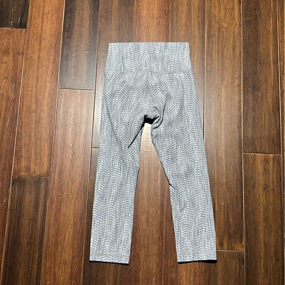 Lululemon Ladies Leggings - Picture 4 of 7